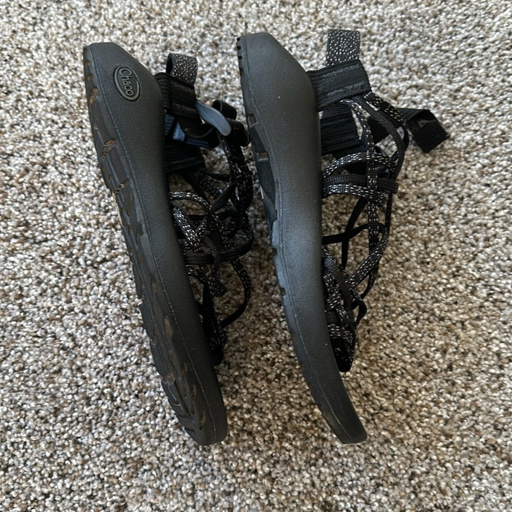 CHACO ZX/2 Zvolve WOMEN Size 7 Strappy Toe Loop Dark Dash, EEUC - Picture 3 of 8